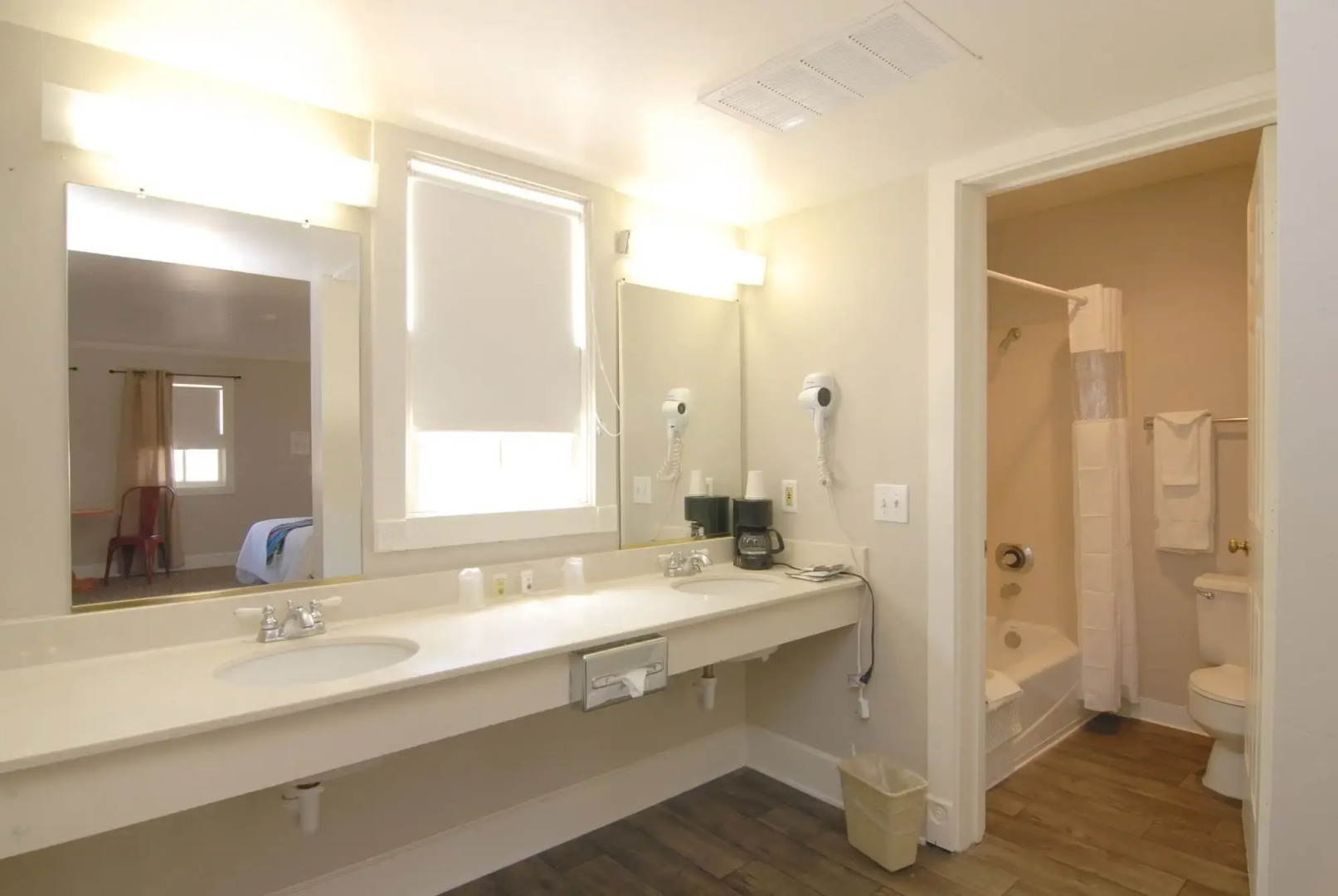 Palm Canyon Hotel & RV Resort