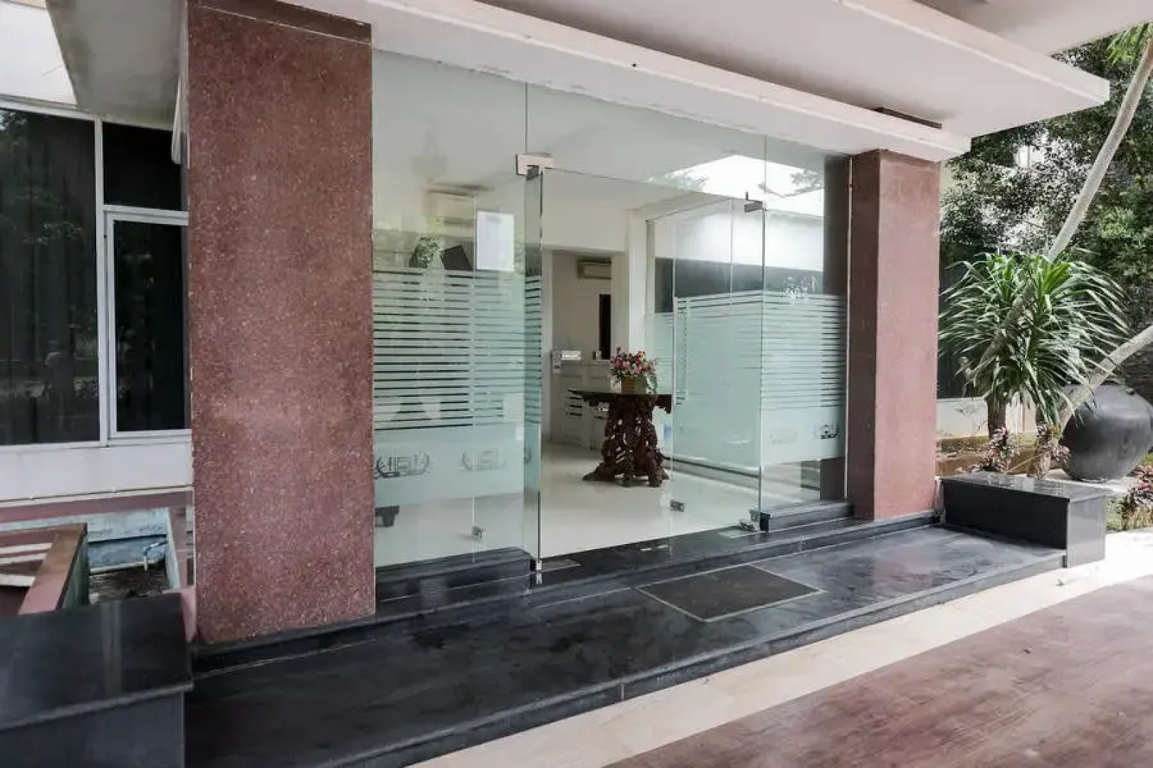 RedDoorz @ Hotel Negeri Baru Kalianda