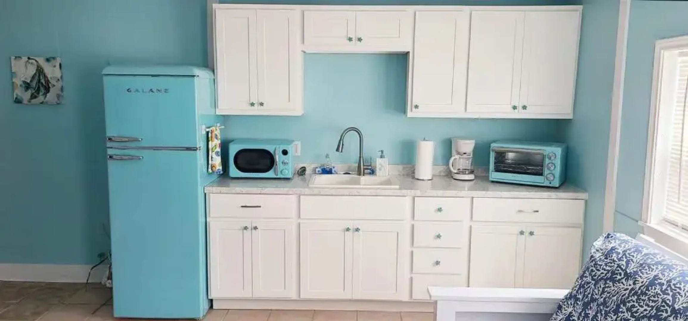 Coastal Cottage Bay House