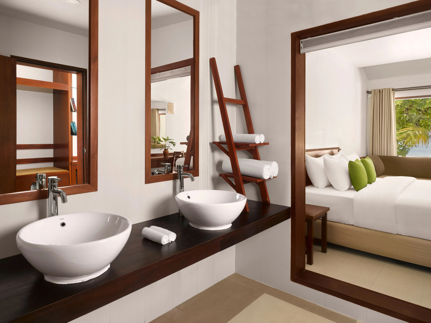 Villa Park Sun Island Resort