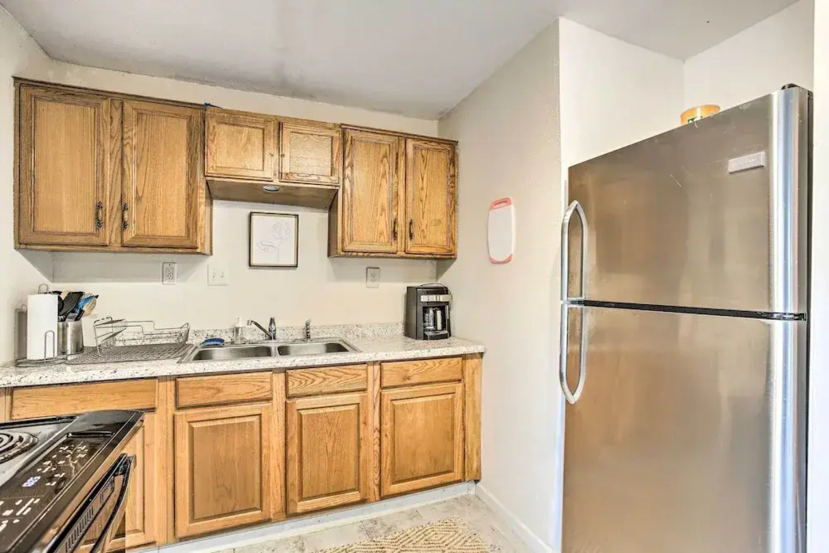 Walk to Coast: Galveston Bay Retreat w/ Grill