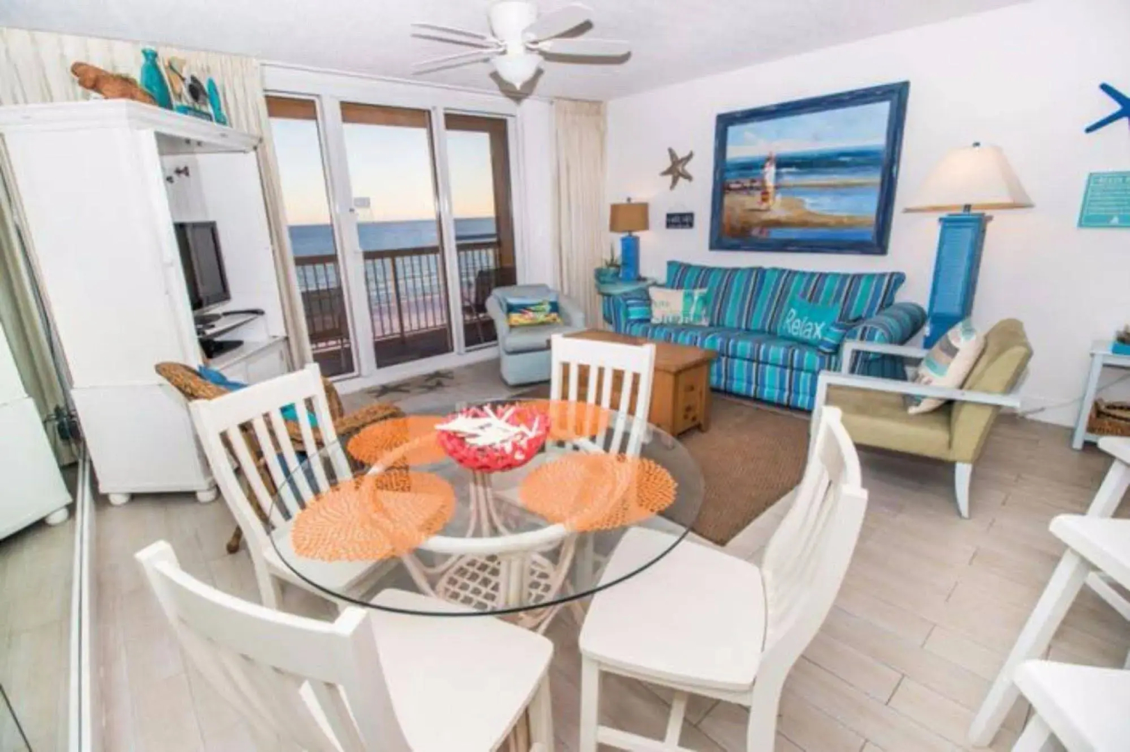Pelican Beach Resort and Conference Center