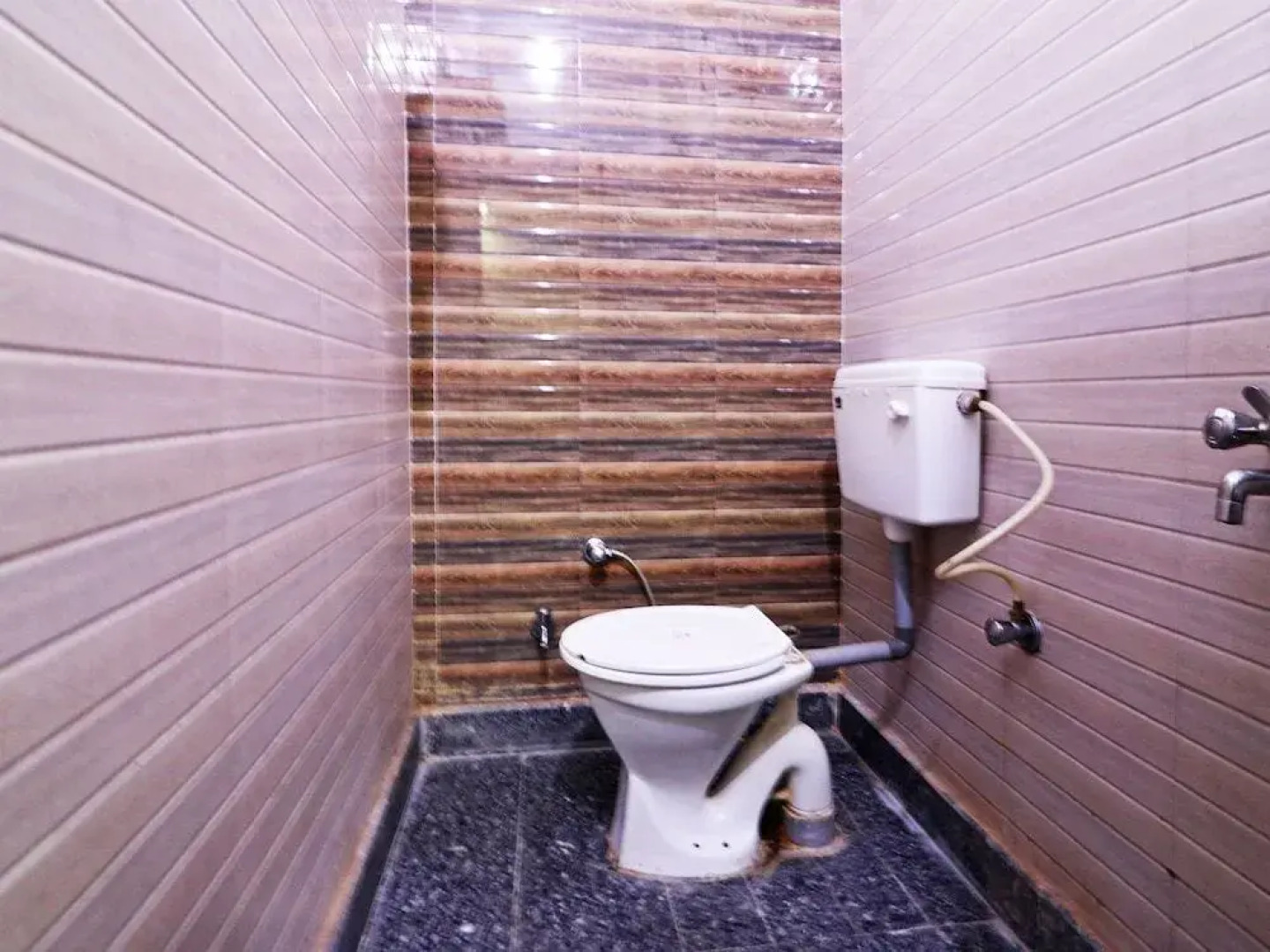 Oyo 62361 Silver Pearl Beach Resort