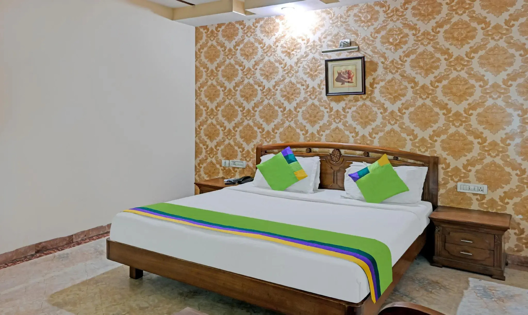 Itsy Hotels Auzone & Spa