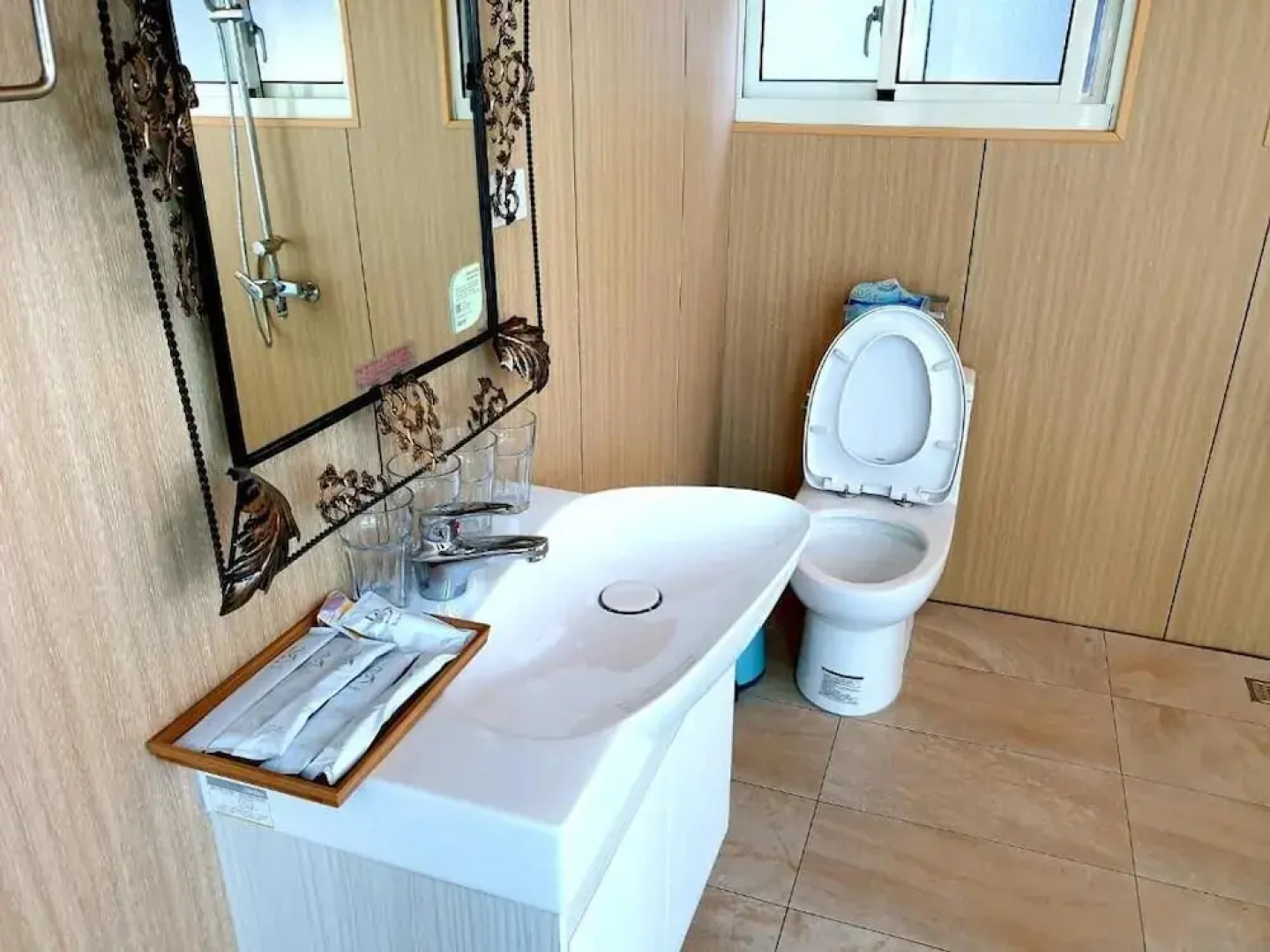 Shen Shan Lin Nai B&B