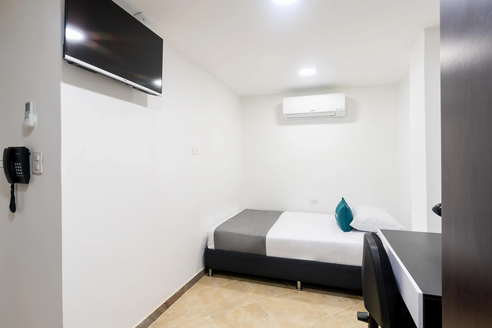 Hotel Ayenda Coliving La 78A