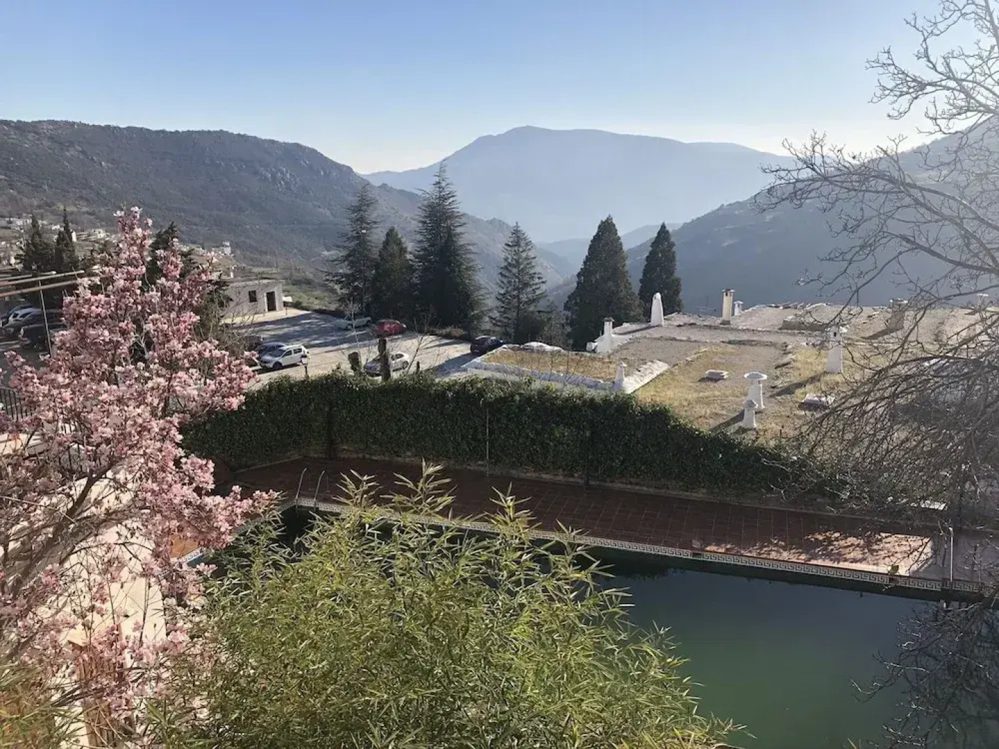 Hostal Rural Poqueira