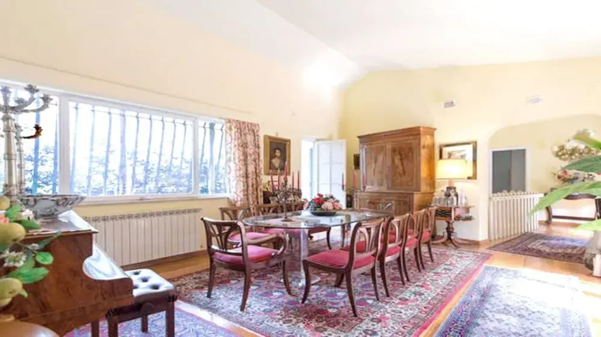 House With 5 Bedrooms in Caserta, With Pool Access, Enclosed Garden and Wifi Near the Beach