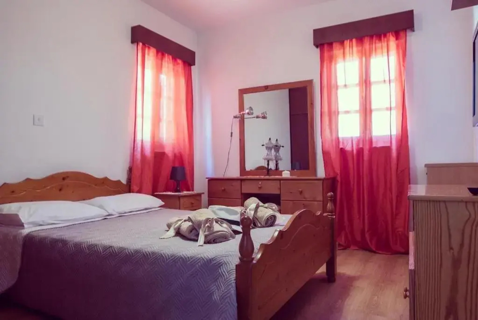 Droushia Corner House