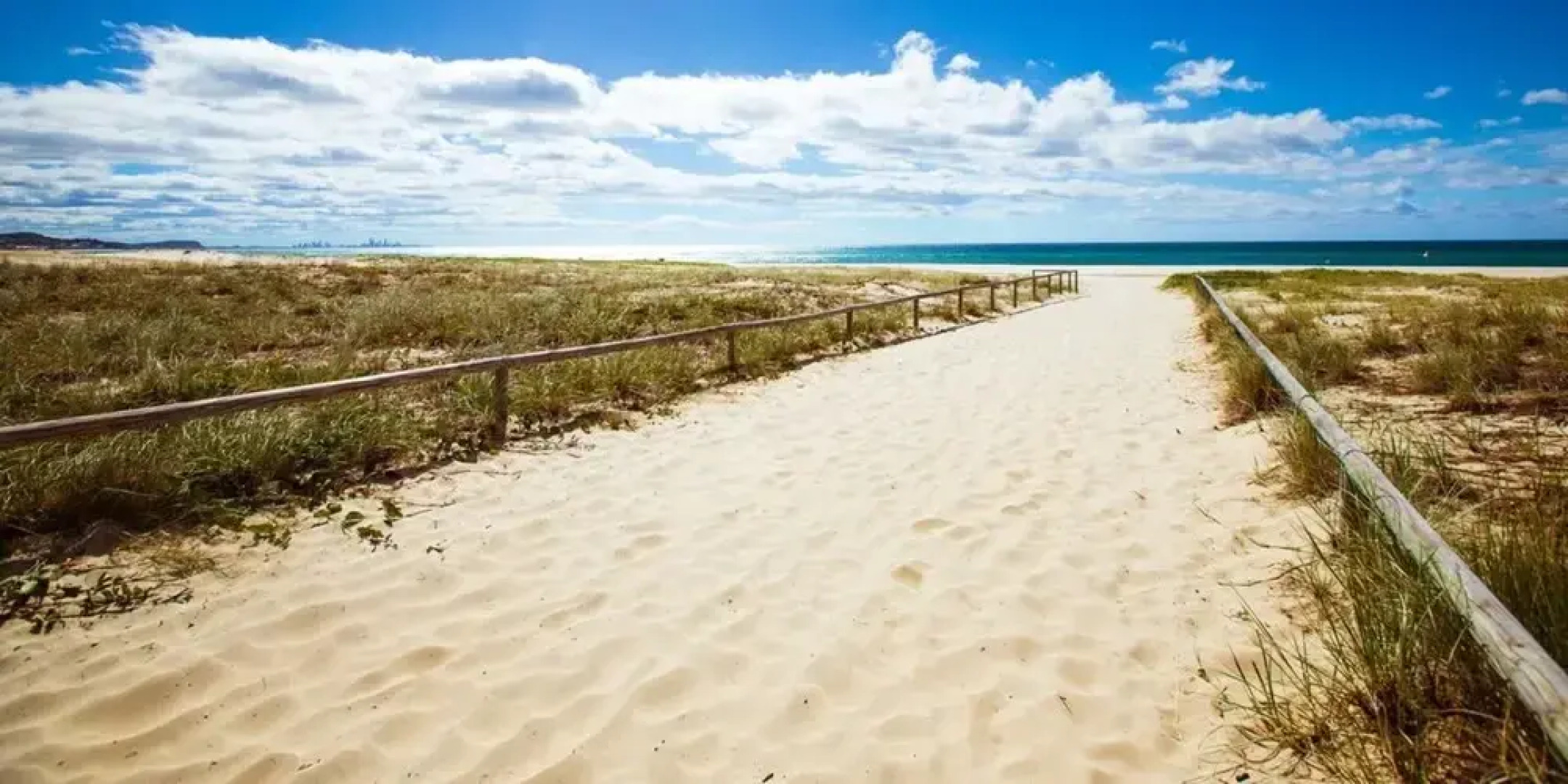 Contemporary 2 Bedroom Beachfront Apartment