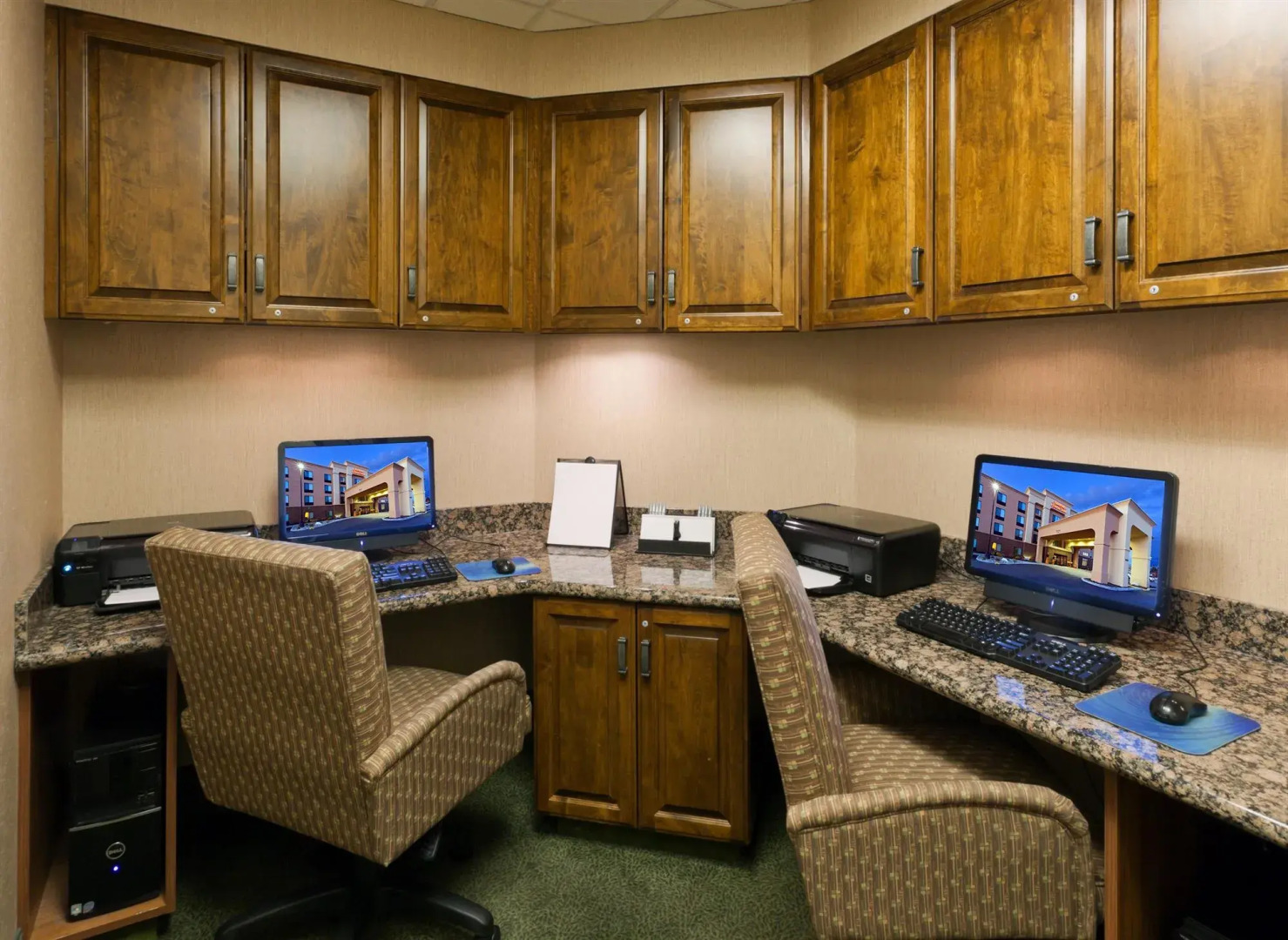 Hampton Inn & Suites Fairbanks