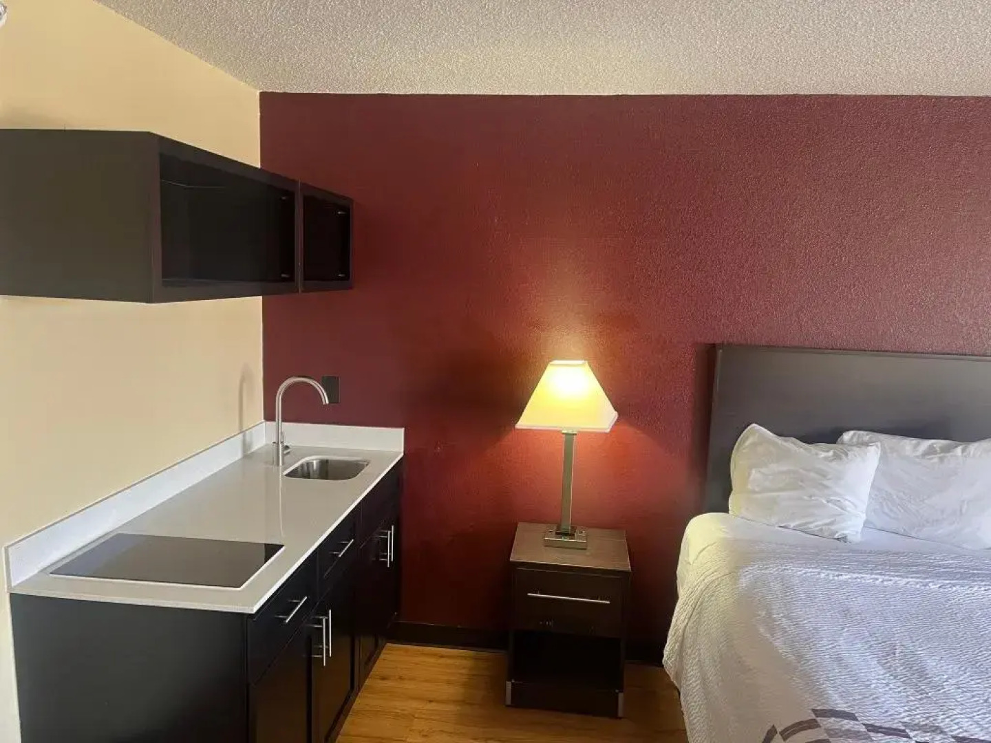 Red Roof Inn & Suites Indianapolis Airport