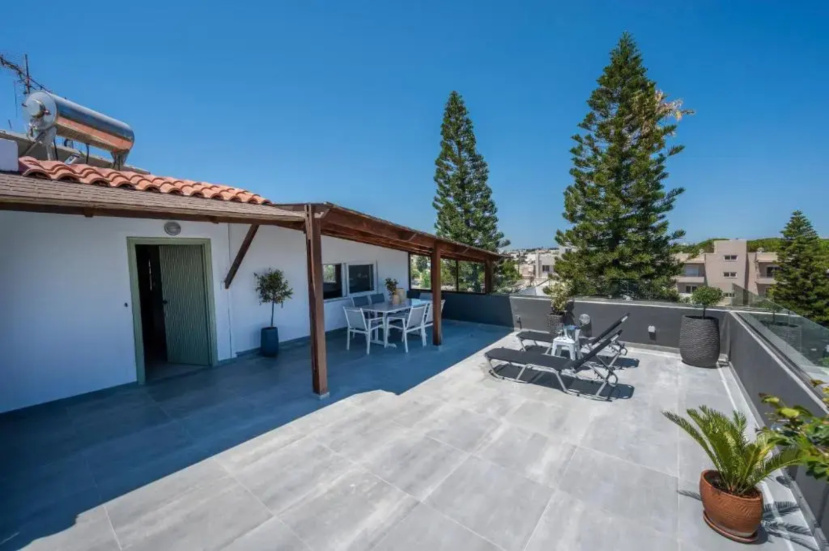 Jonathan City Apartments