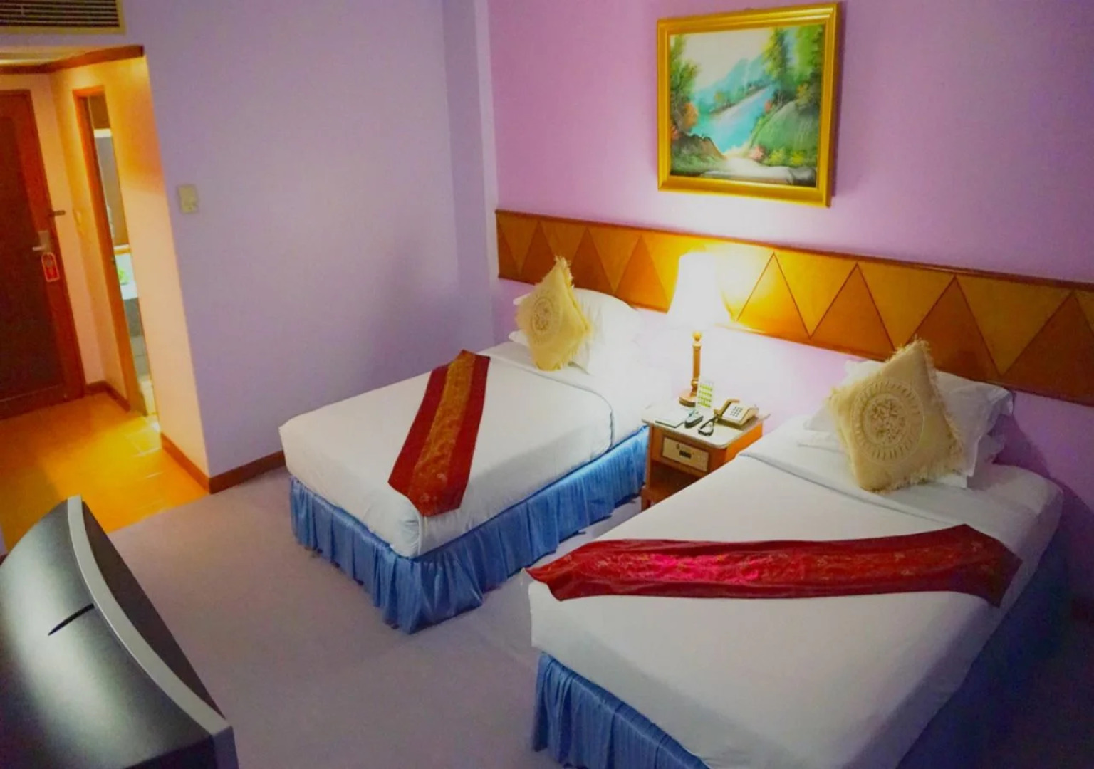 The Viangtak Riverside Hotel