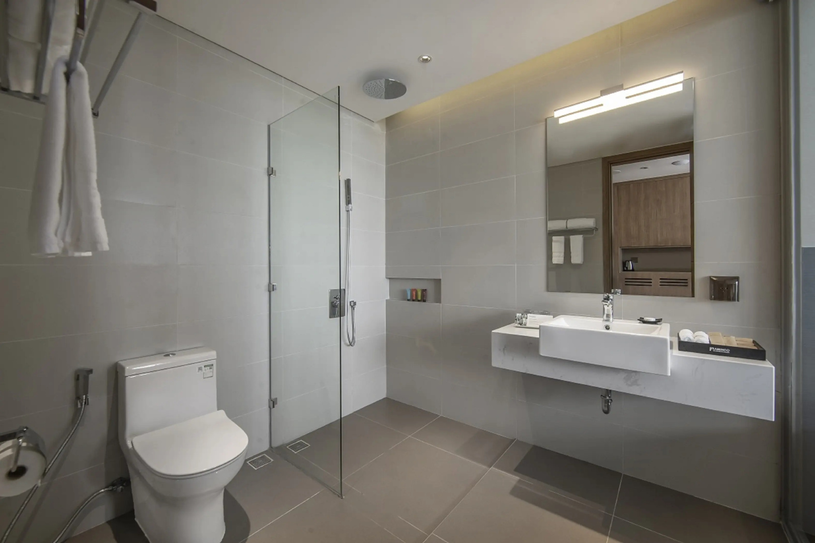 Flamingo Premium Lan Ha Bay Resort