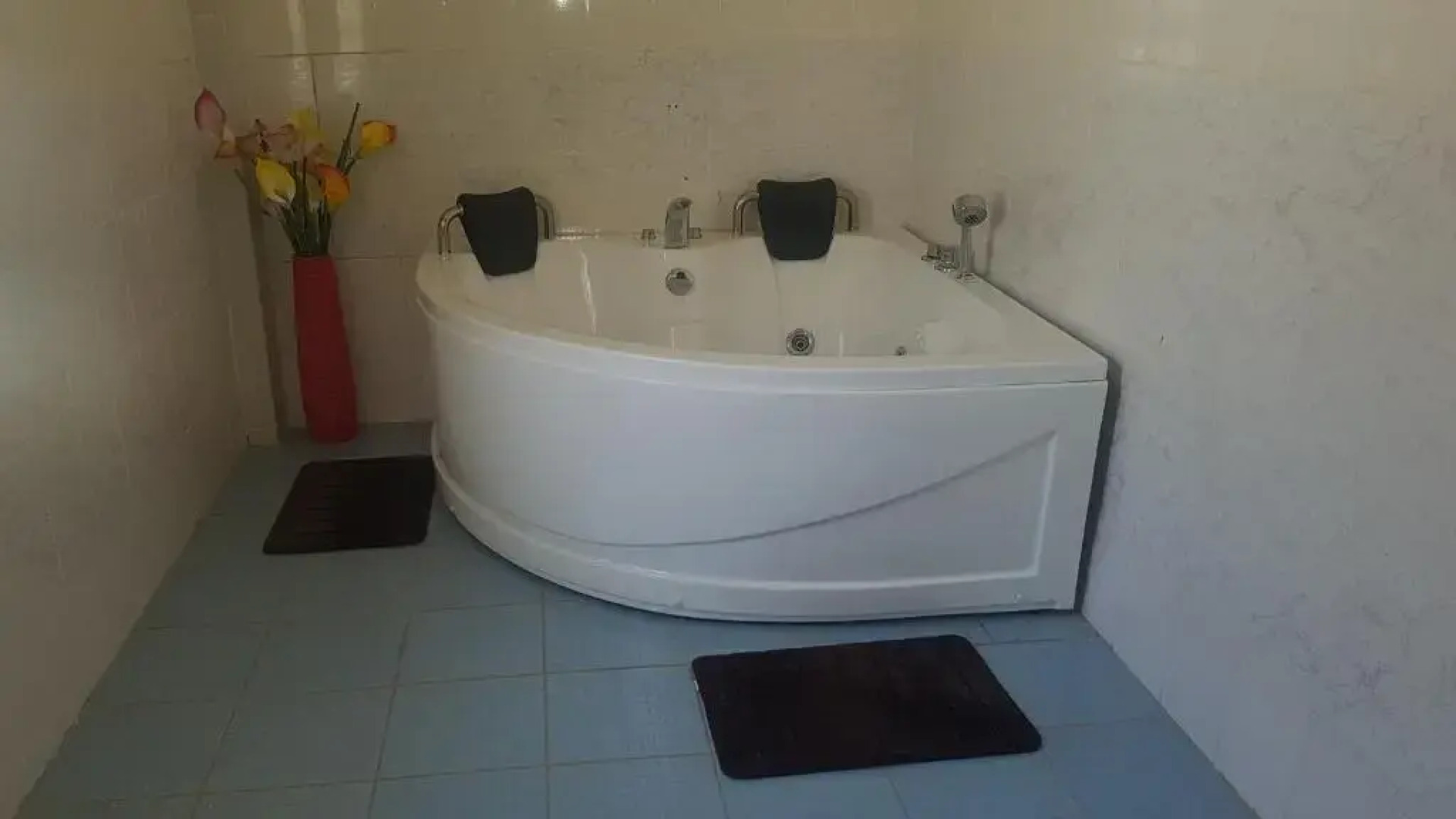 Calabash Hotel, Migori