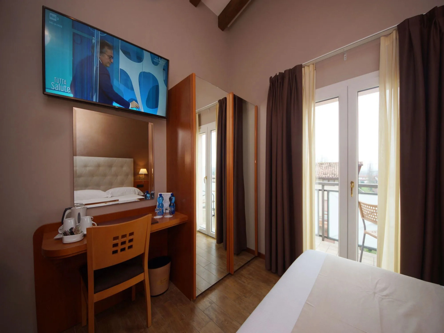 Hotel Clarin 14 by Dori