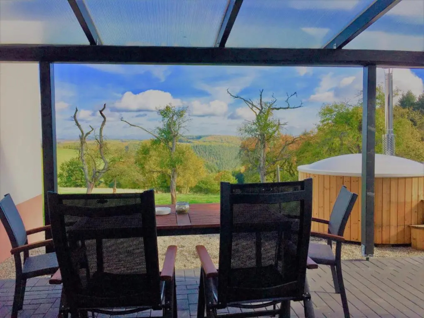 Auszeit-Eifel Eifelhaus "Burgaß 1807" Sauna & Badezuber