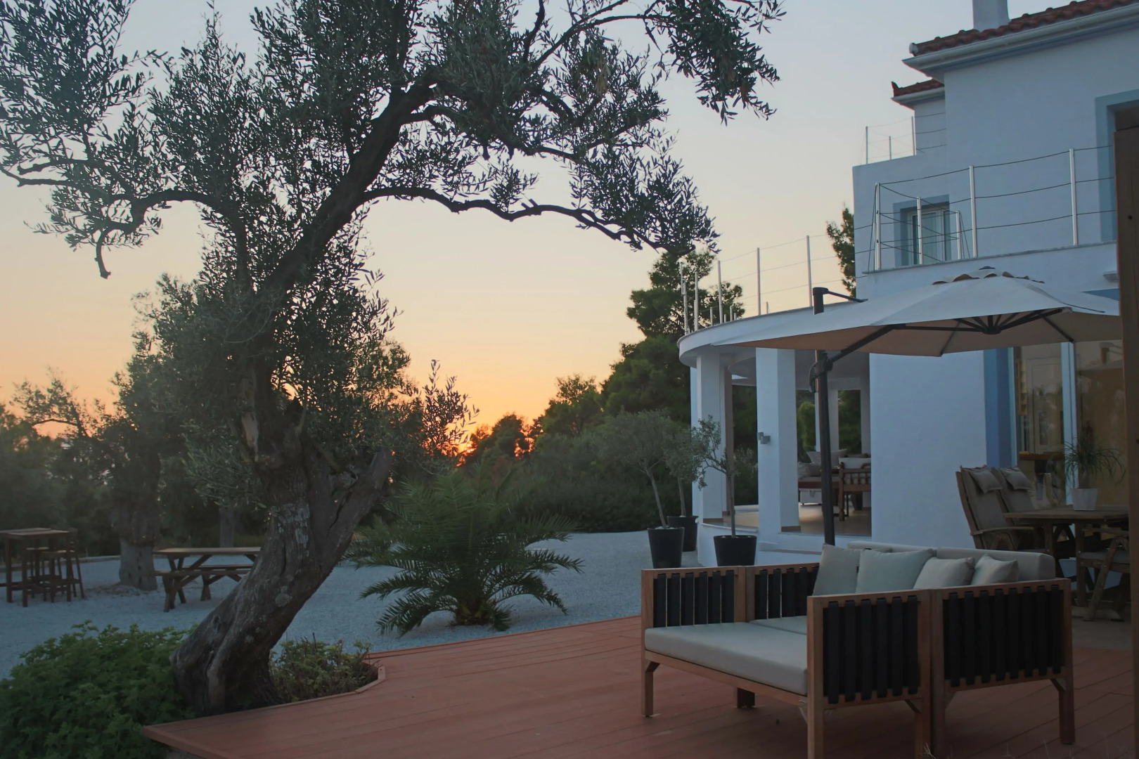 The Infinity 180 Luxury Suites - Adults Only