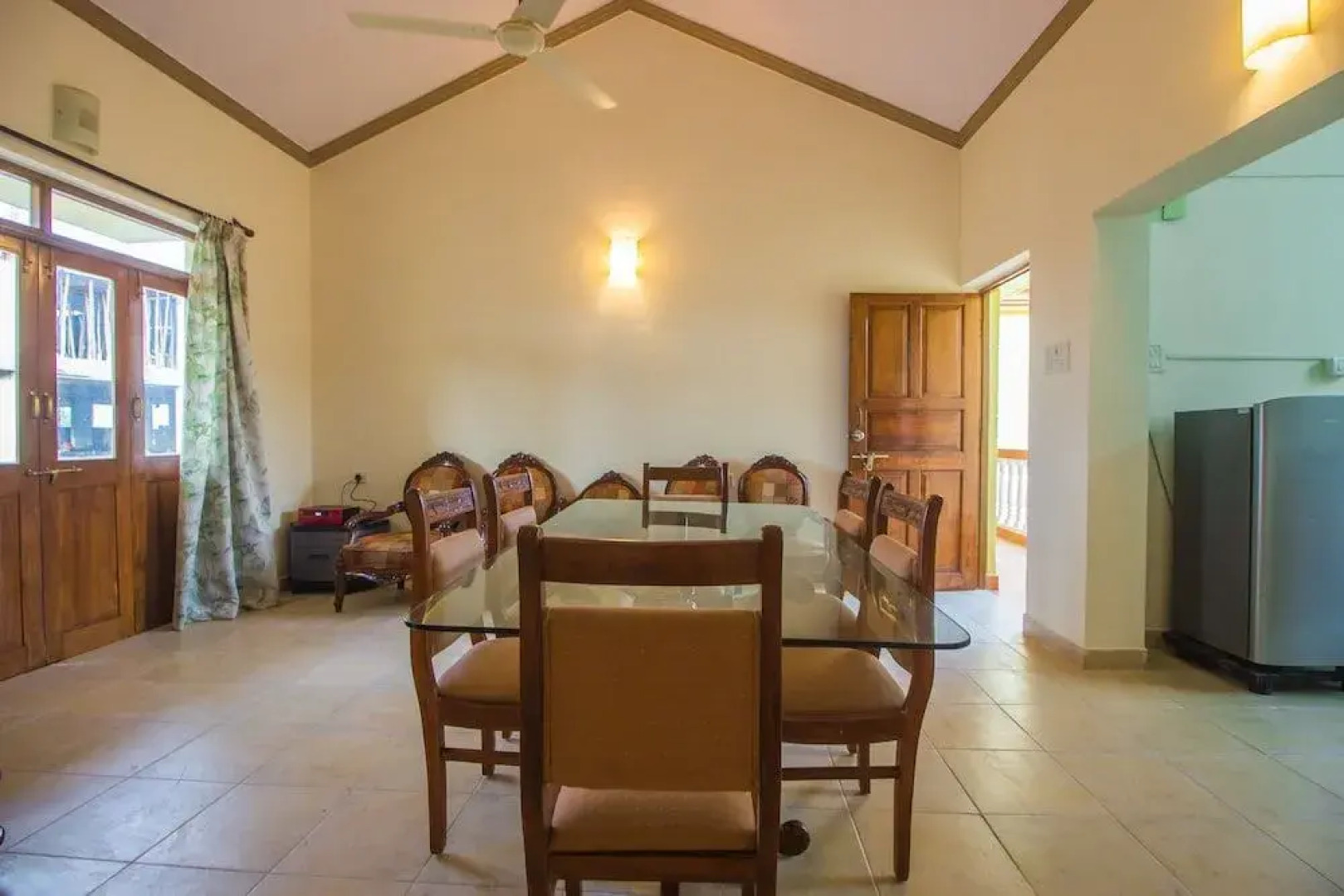 OYO 18705 Home Elegant 2BHK Parra