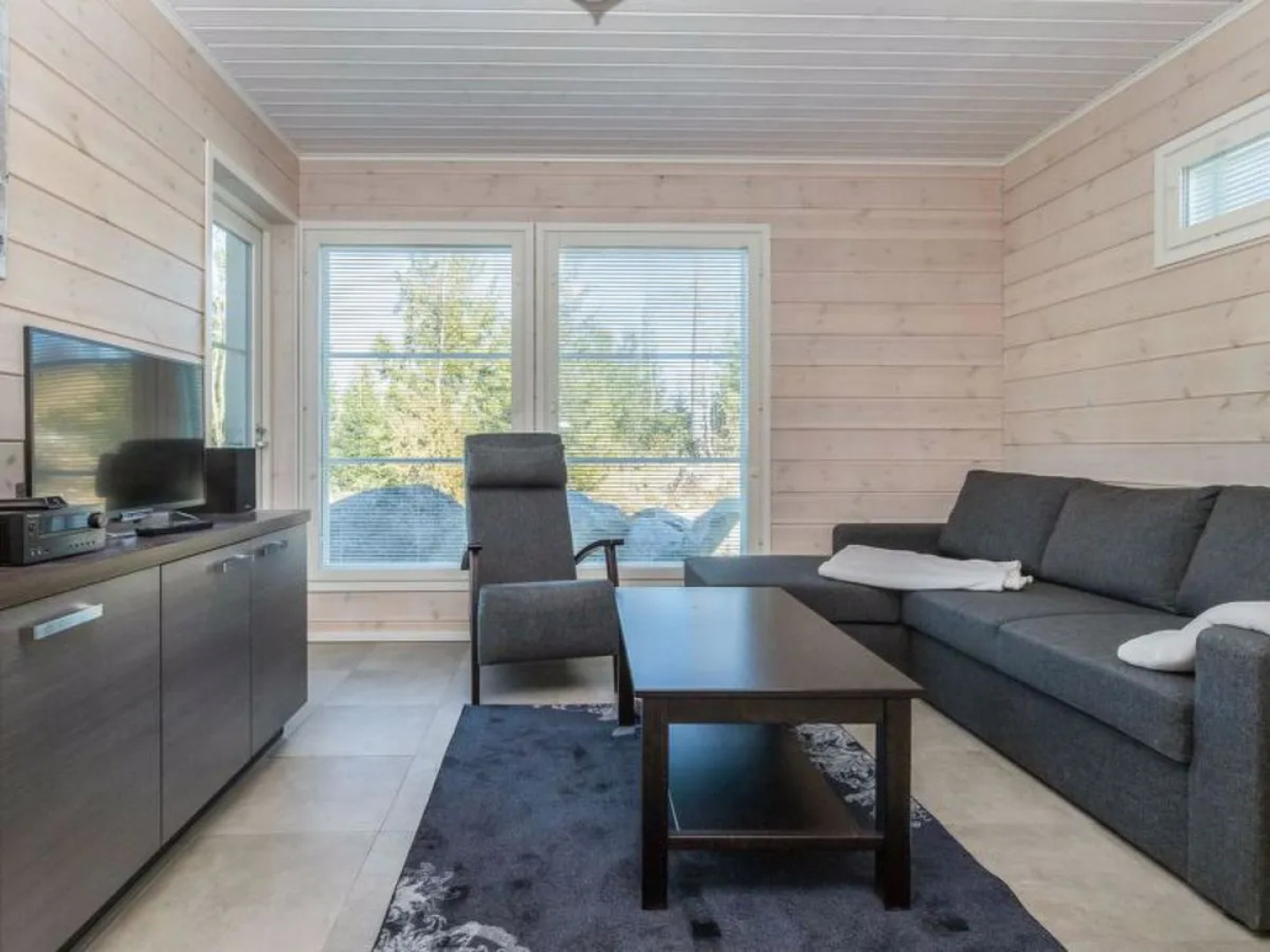 House Paula Pertunmaa