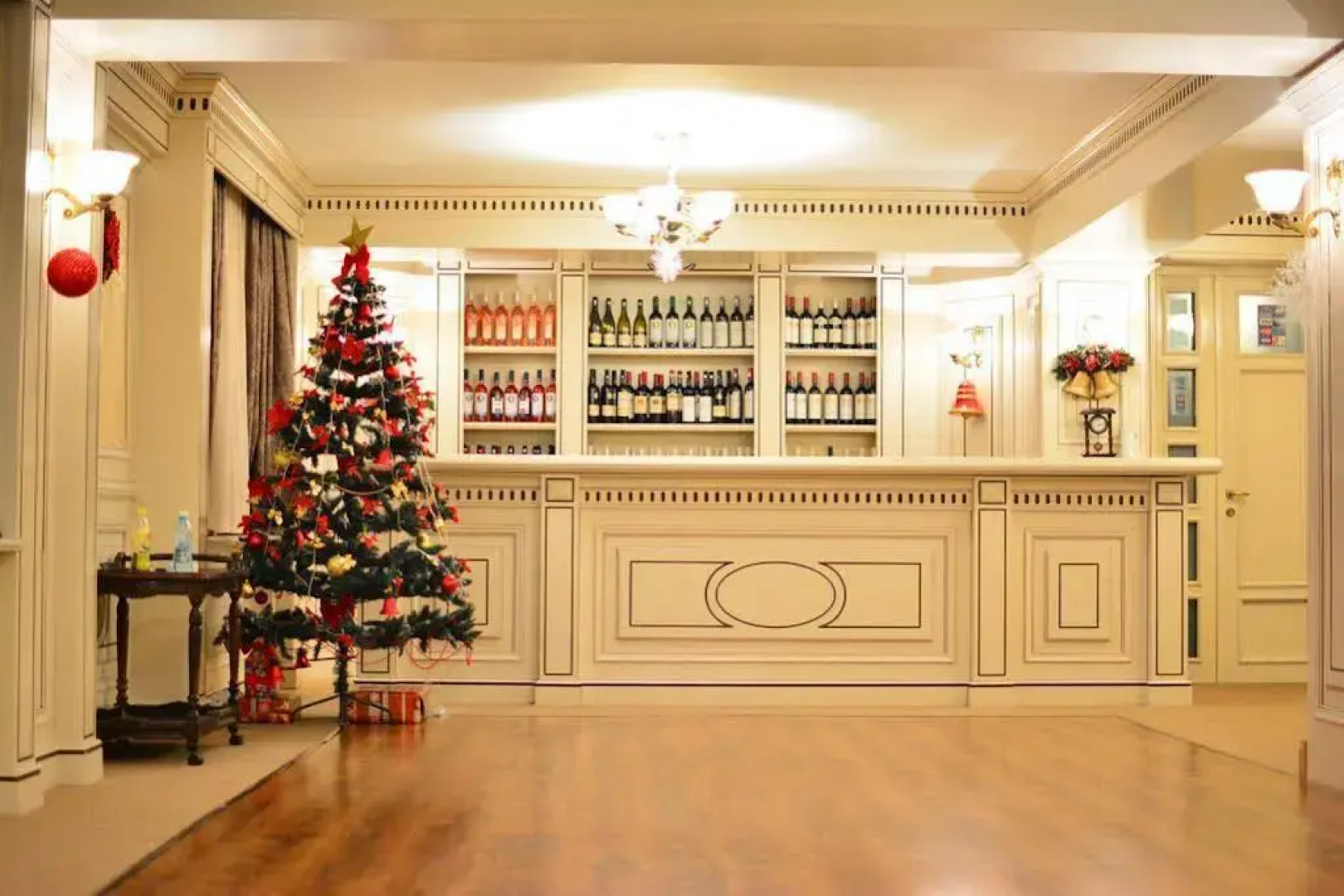 Pensiunea La Plopii Fara Sot