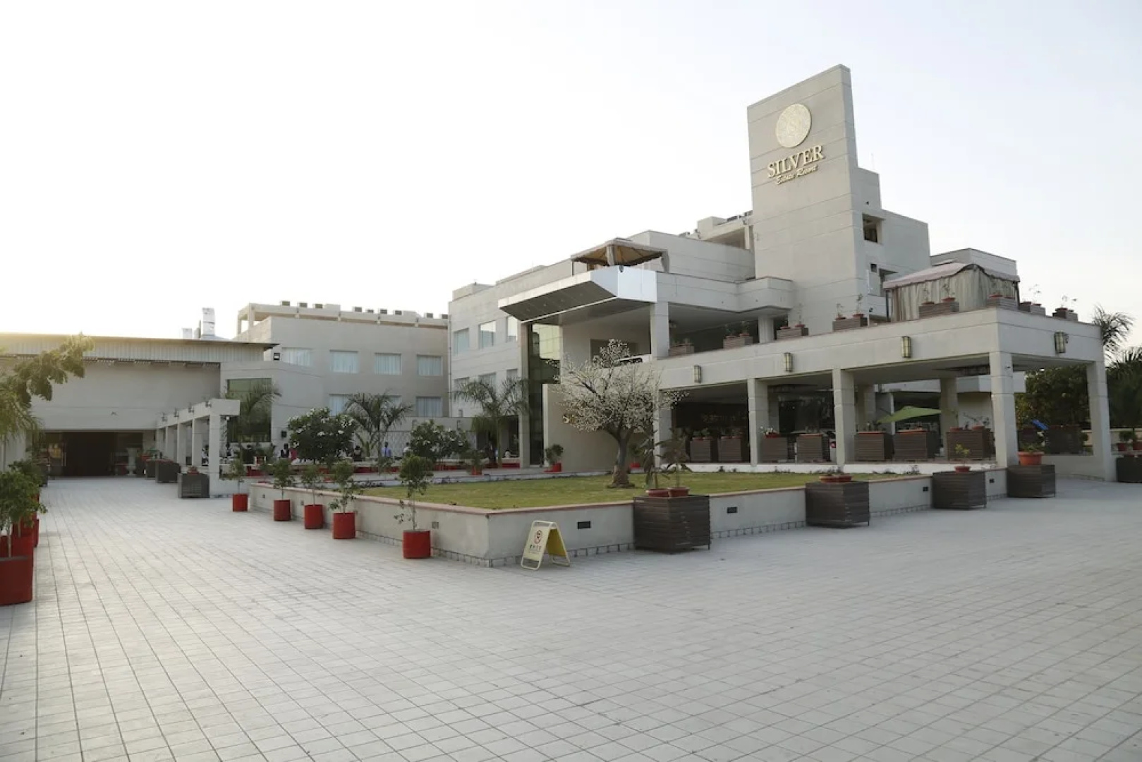 Silver Estate Resort