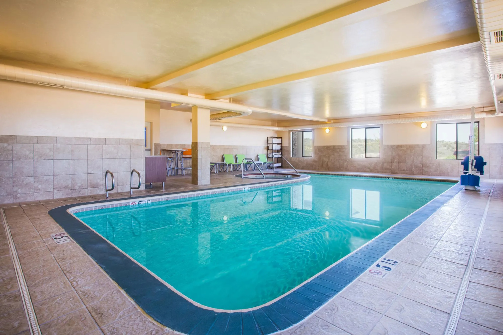 Holiday Inn Express & Suites Cedar City by IHG