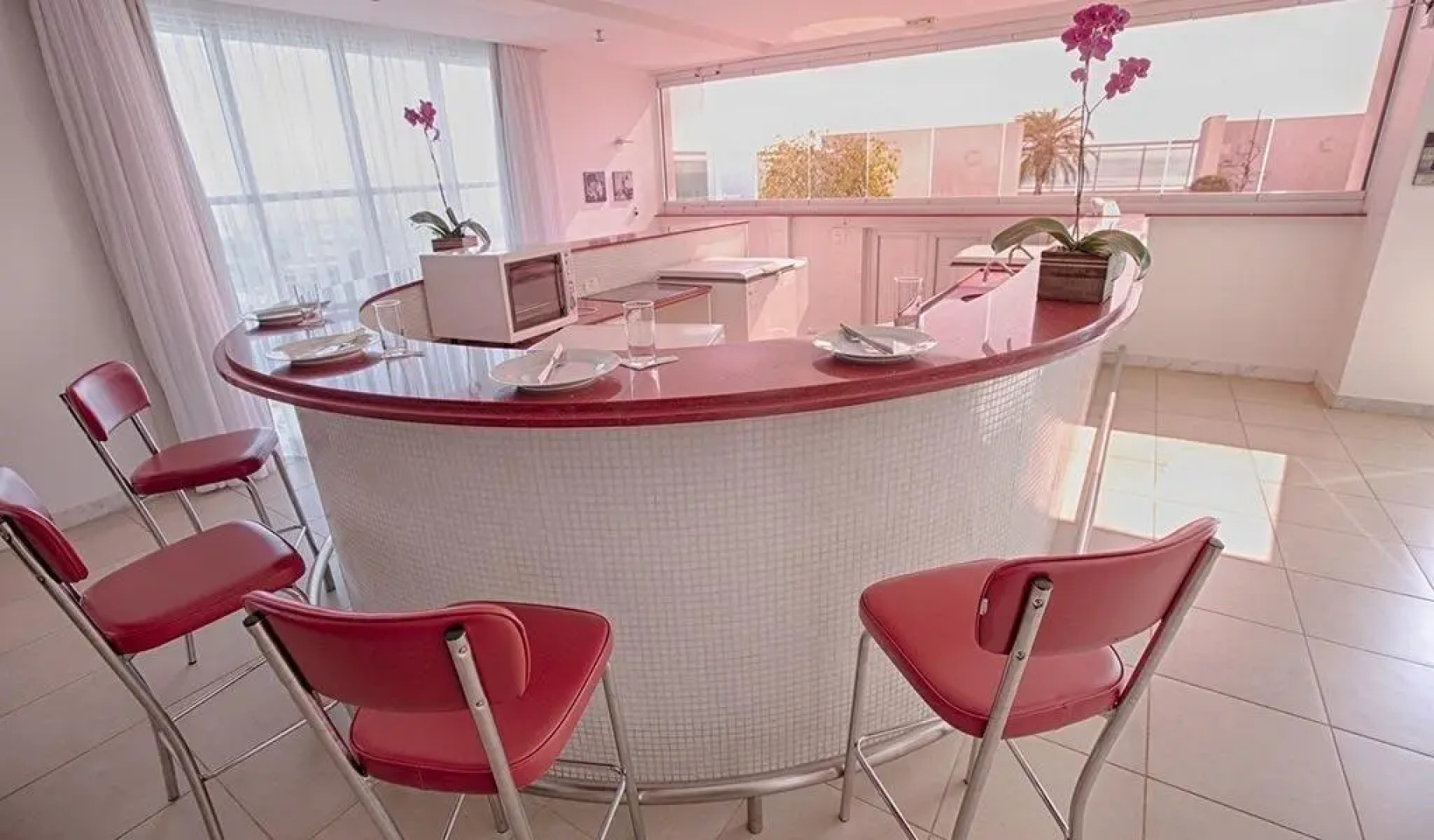 Biarritz Hplus Long Stay