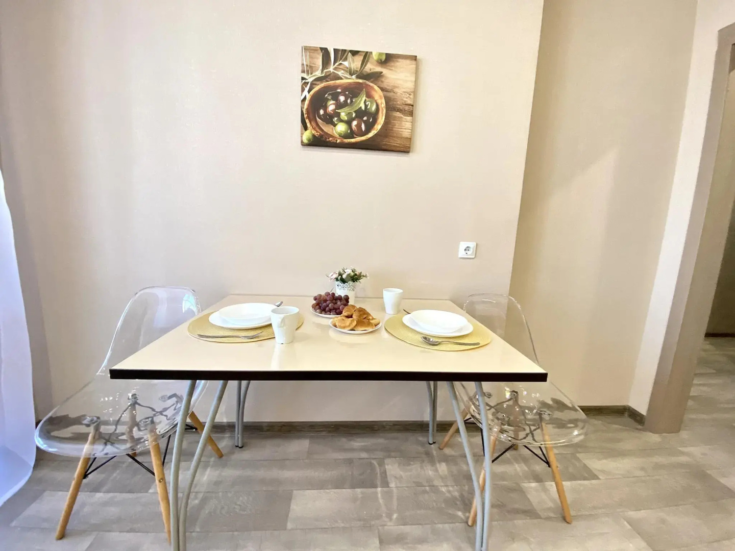 4 Сезона на улице Рудольфа Нуреева 10