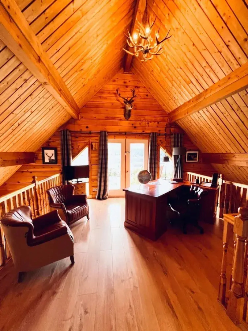 Lodges On Loch Ness
