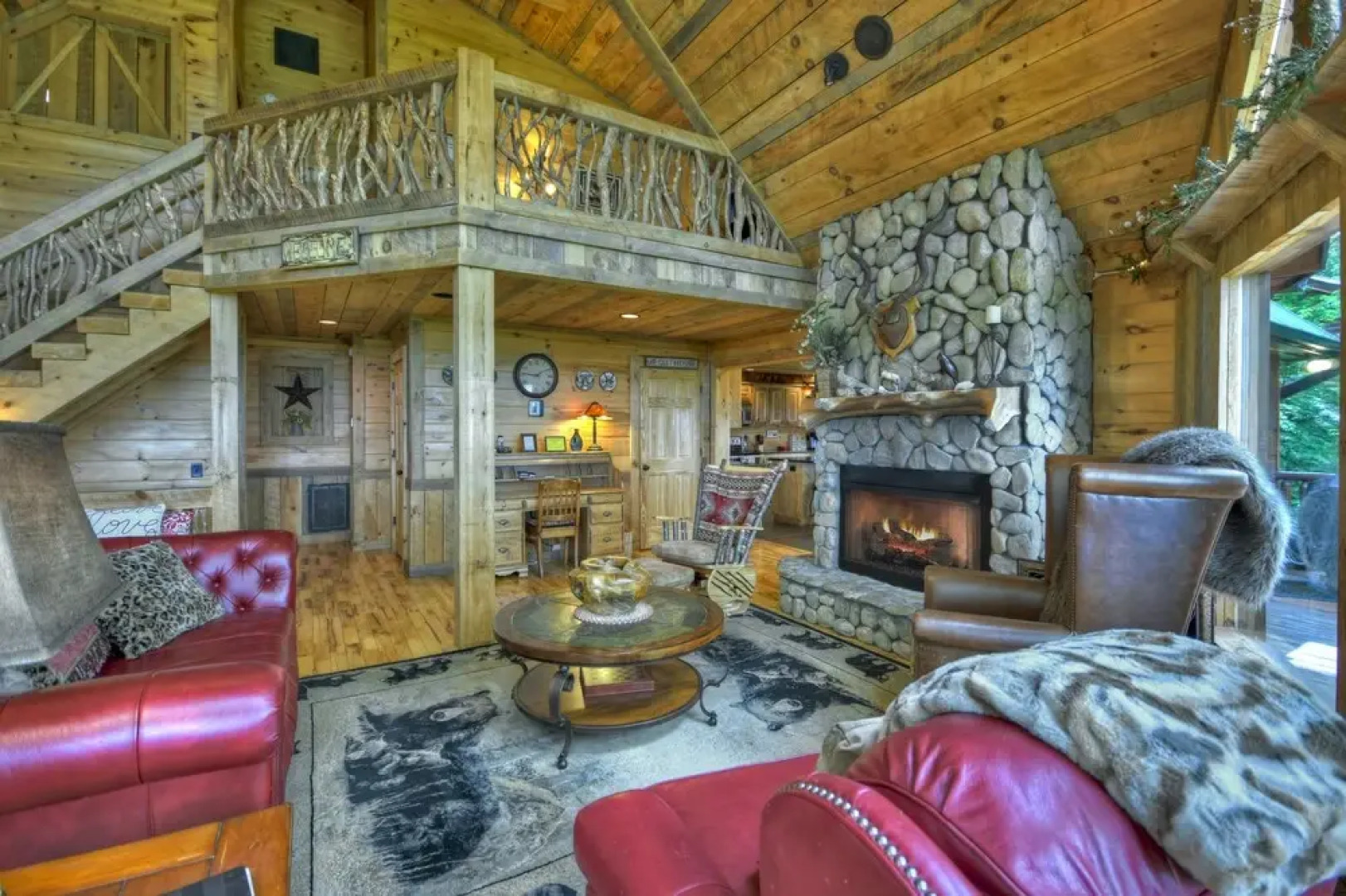 Heavens Doorstep- Stunning Mtn & Lake Nottley View