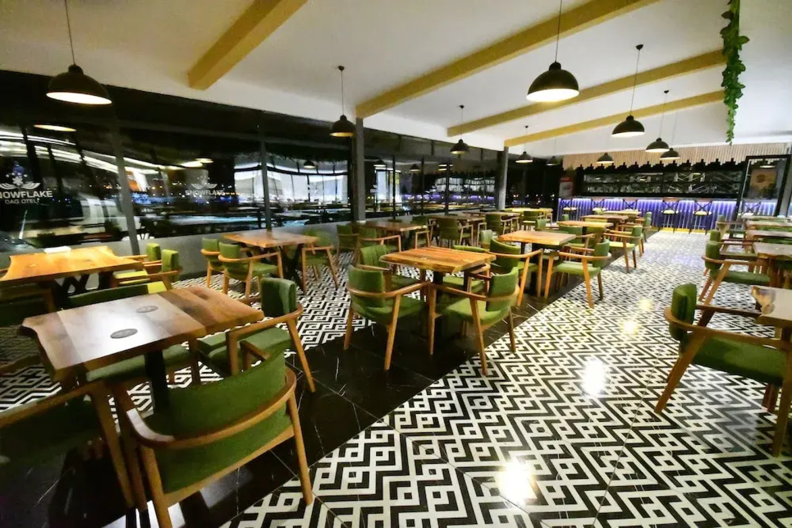 Sarikamis Snowflake Dağ Oteli