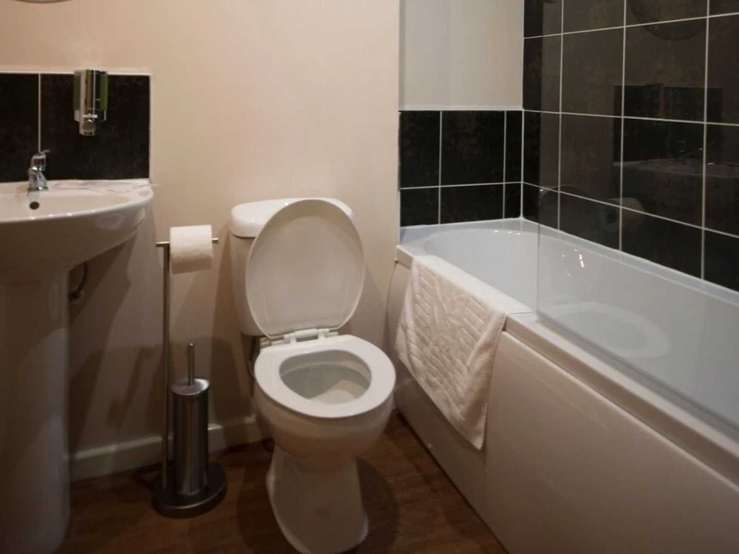 Centauri Apartments in Park Rise