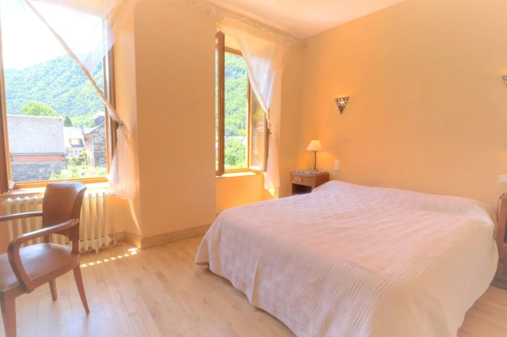 House With 4 Bedrooms in Saint-mamet, With Wonderful Mountain View, Enclosed Garden and Wifi - 18 km From the Slopes