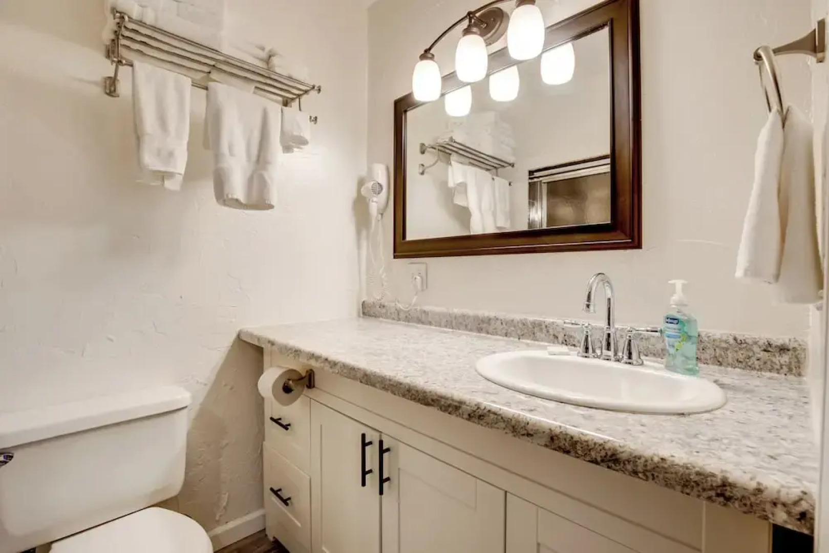 Iron River Retreat w/ Sauna: Walk to Ski Brule!