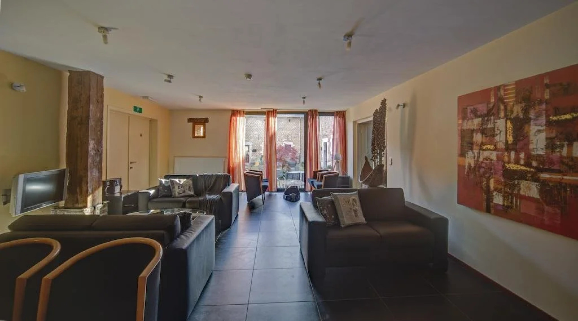 B&B and Apartments Cour d'Aix