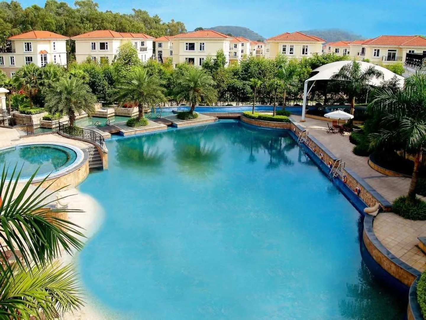 Dongguan California Hotel