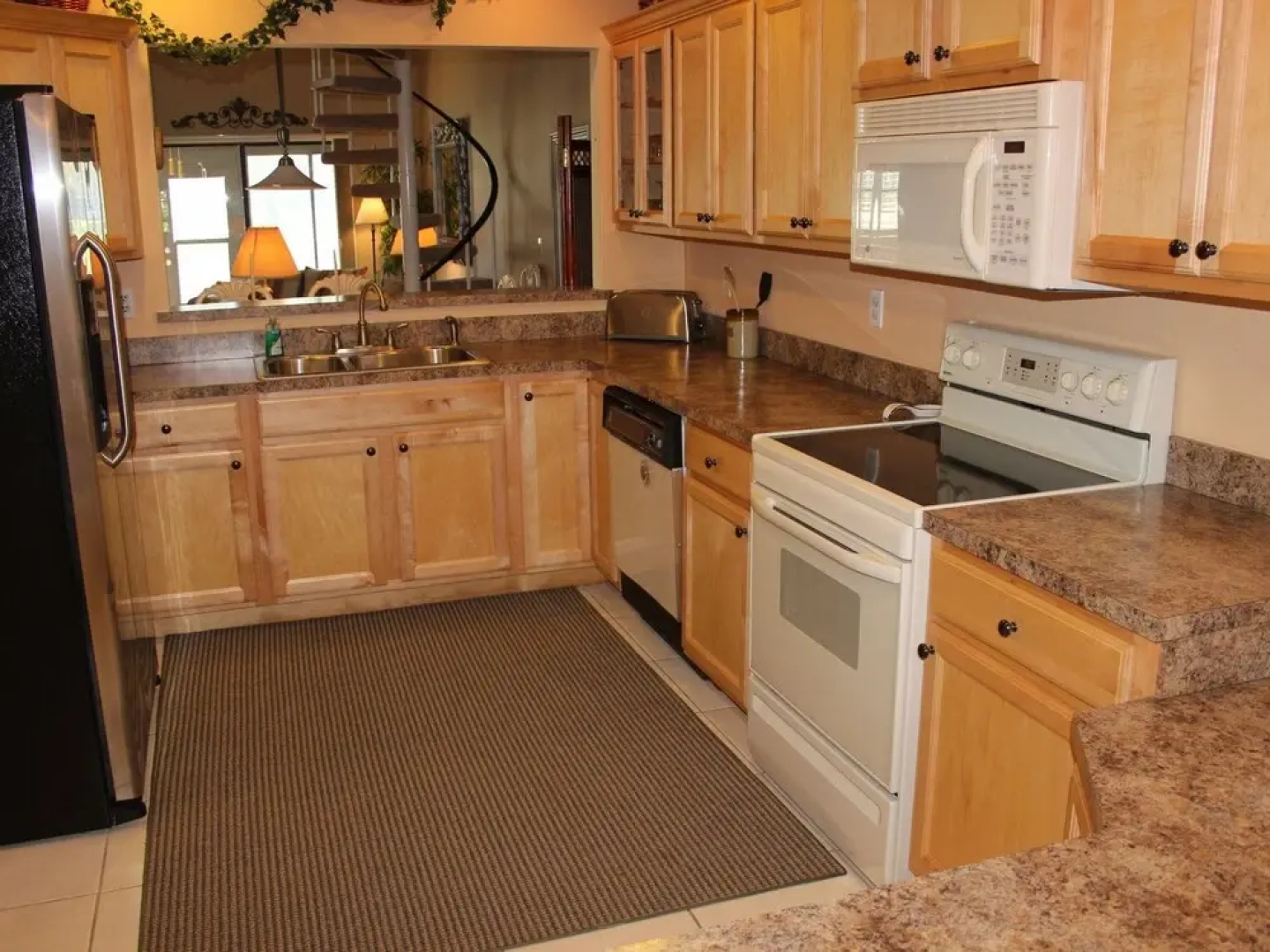 2037Corn - Spruce Creek FlyIn by RedAwning