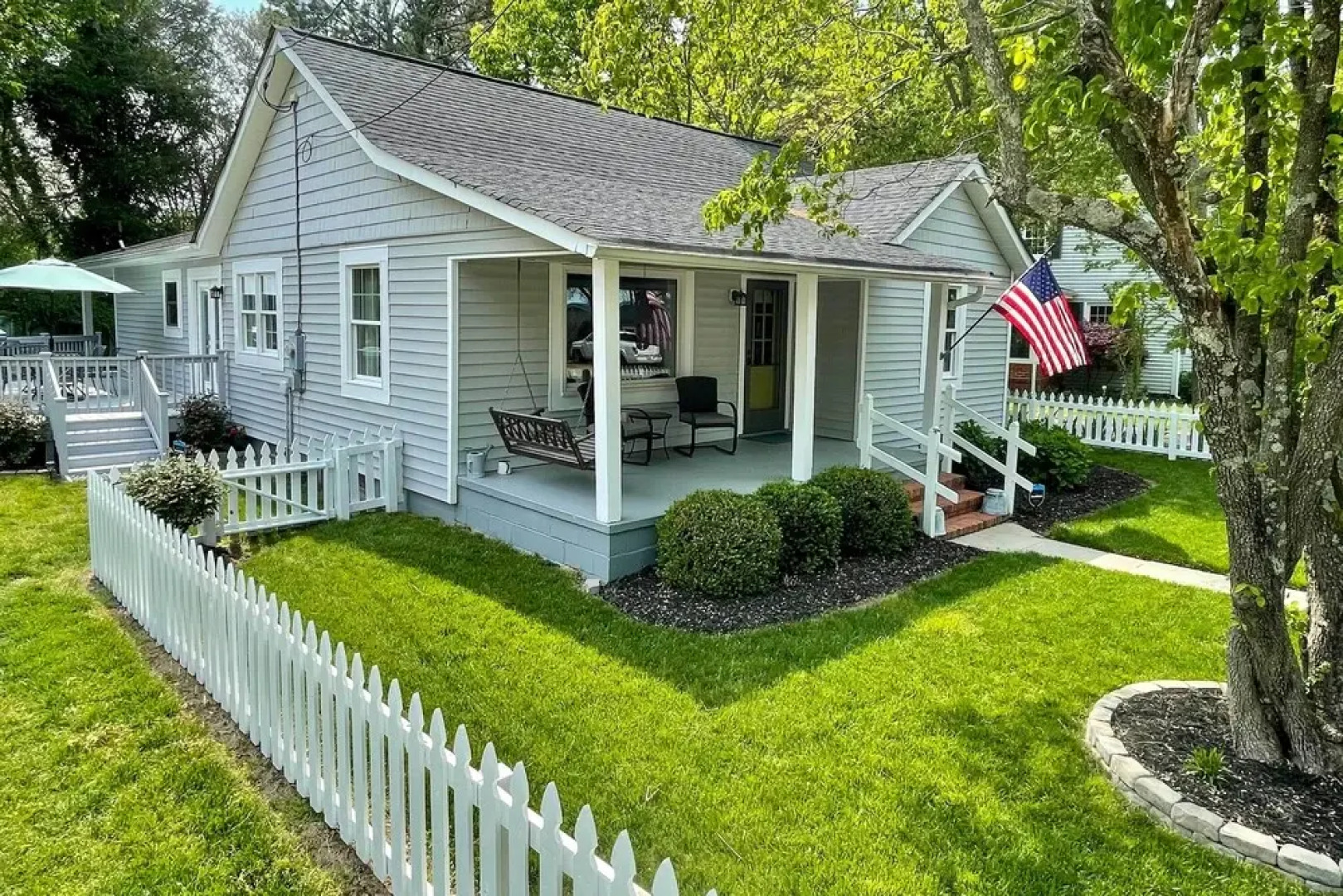 Urbanna Cottage w/ Private Yard & Water Views