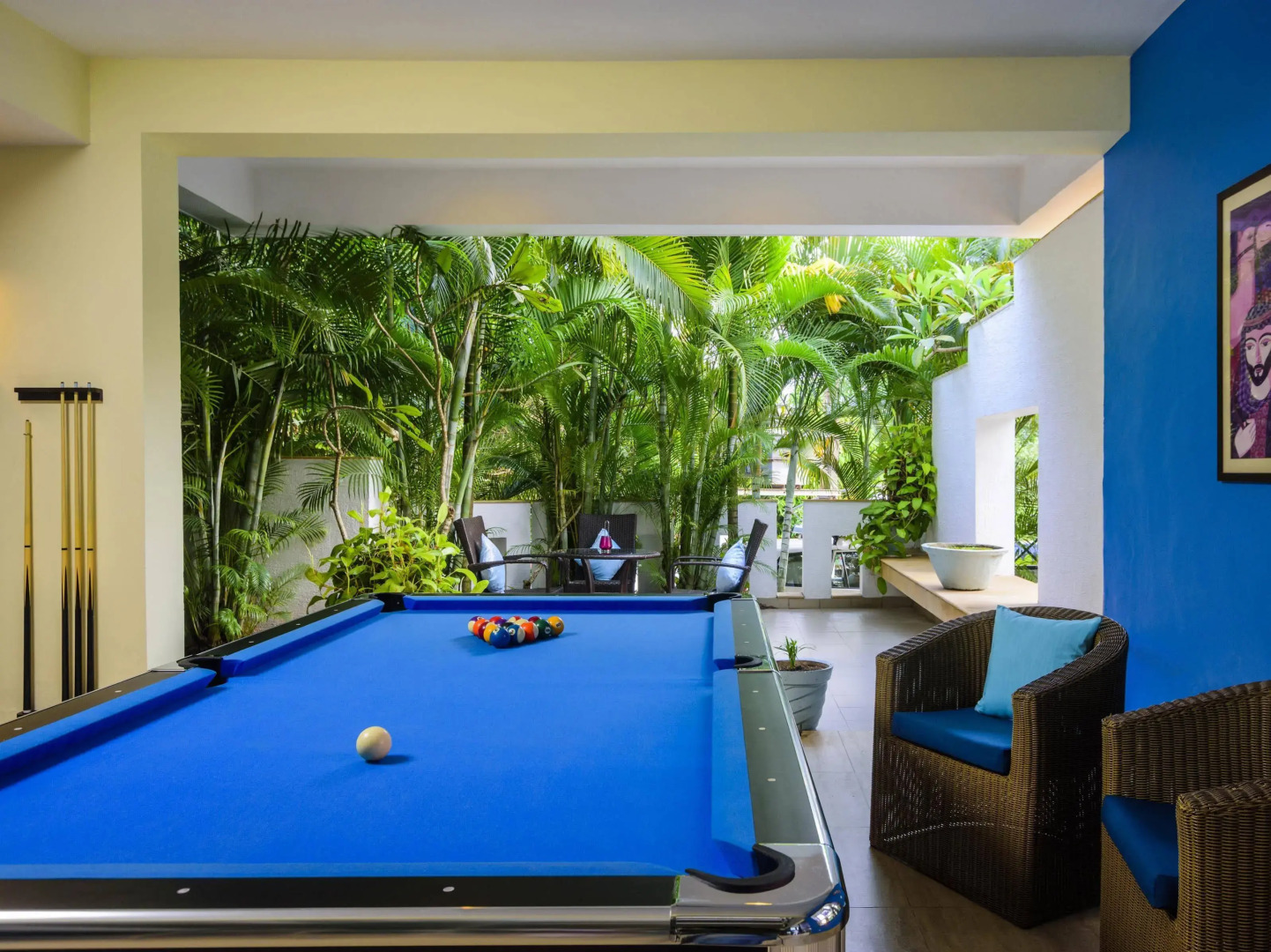 Living Room by Seasons Hotels