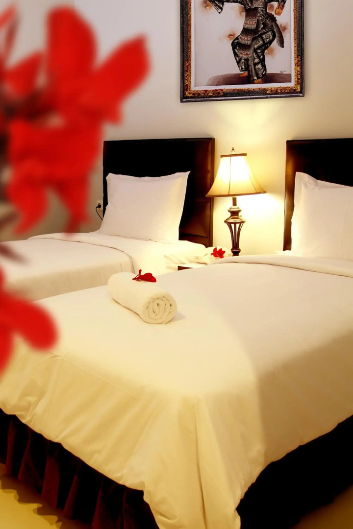 Grand Royal BIL Hotel