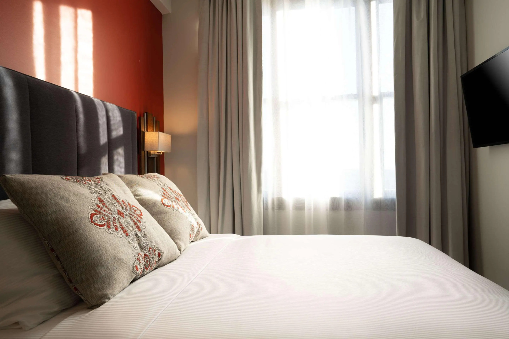 The Esquire Hotel Downtown Gastonia, an Ascend Collection Hotel