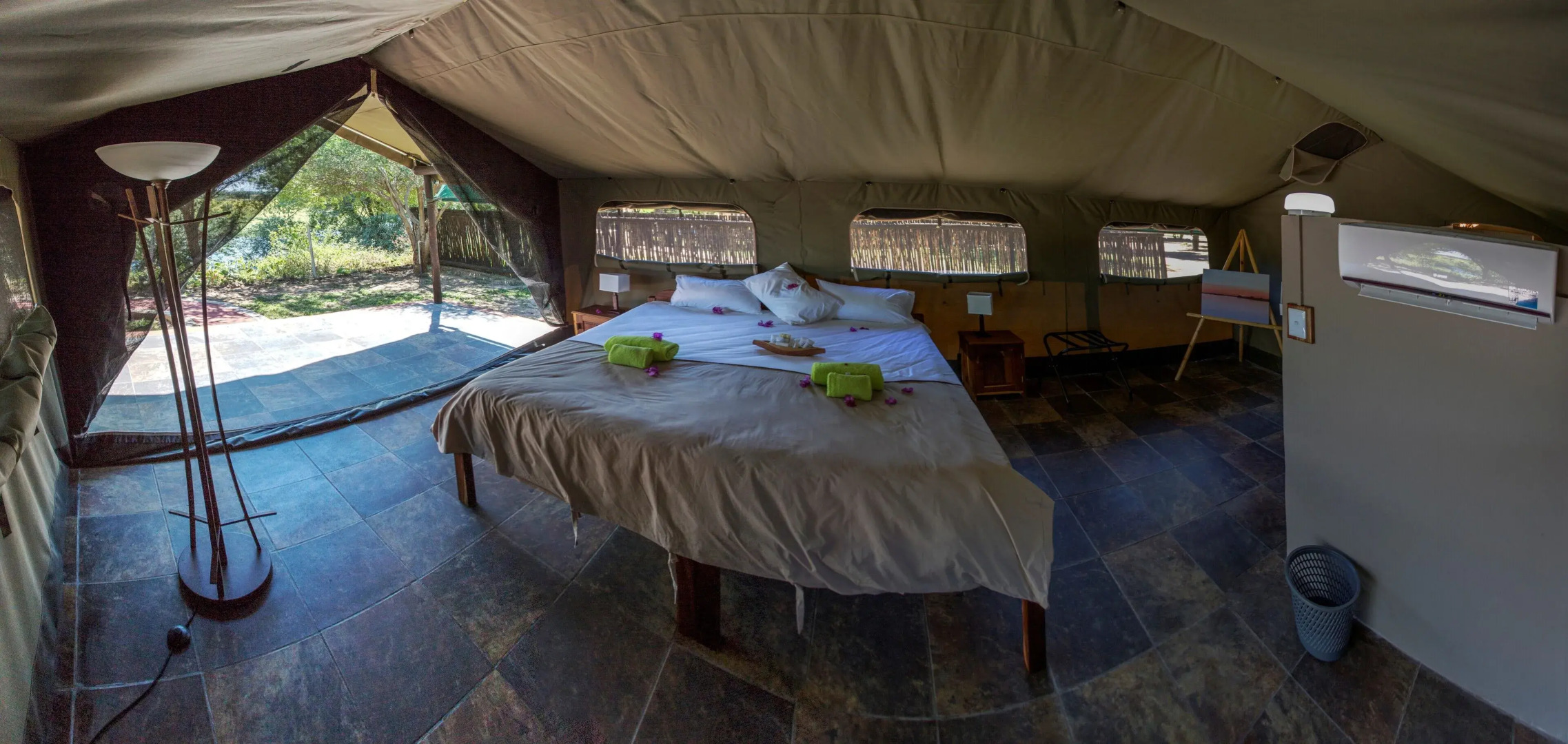 Kayova River Lodge