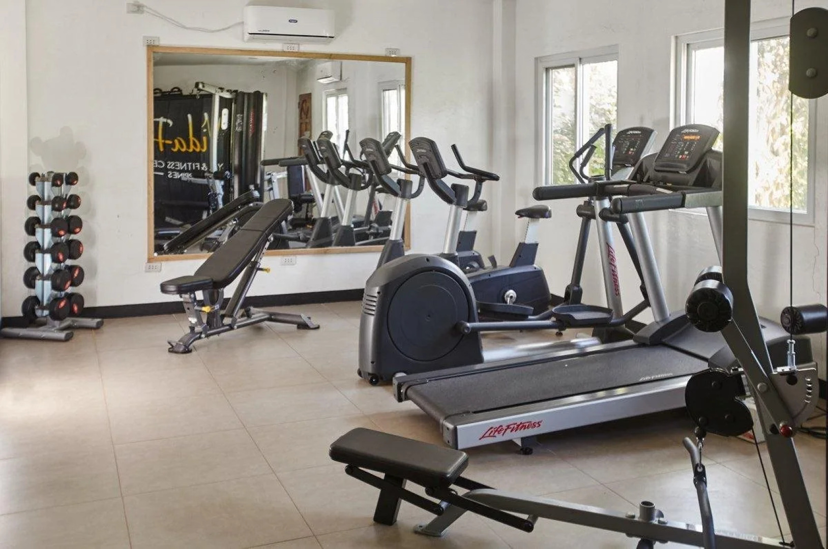 Ocean Vida Beach and Dive Resort