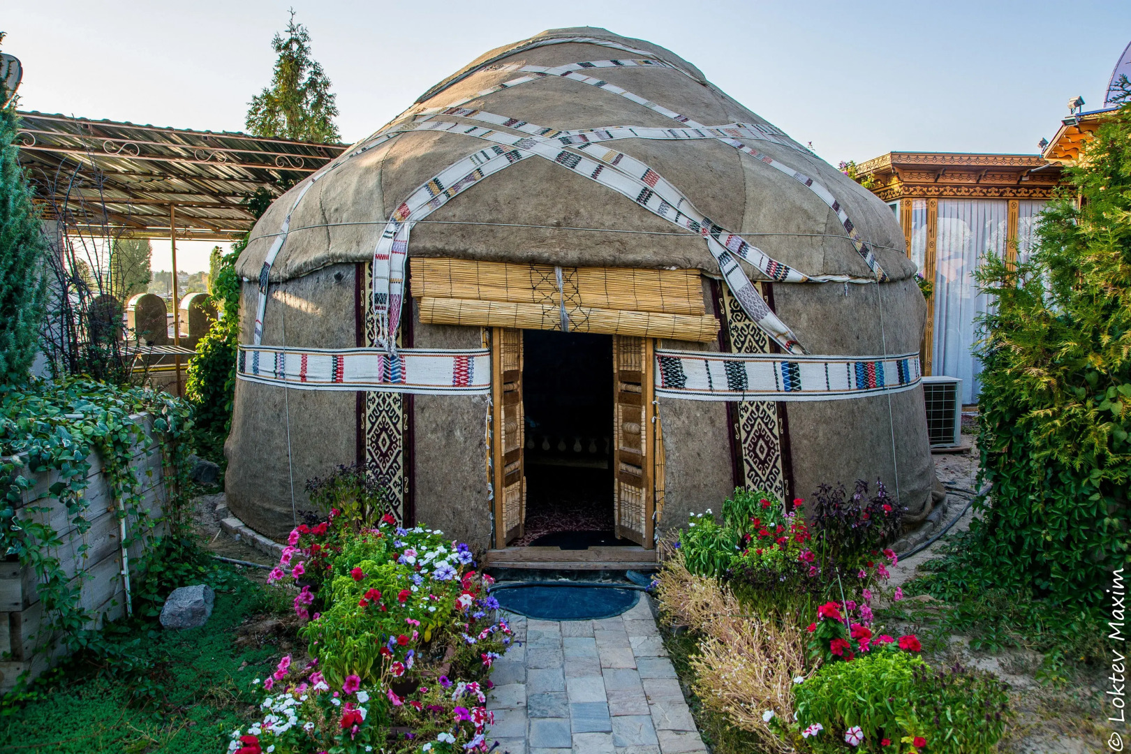 Отель Hon Saroy