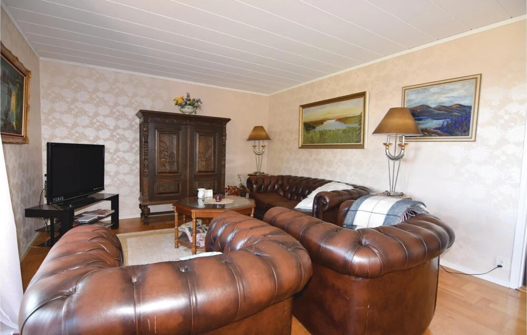 Stunning Home in Håverud With 4 Bedrooms and Internet