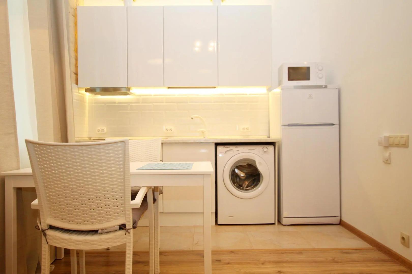 Tverskaya Street (Тверская Стрит) на улице Нижняя 5