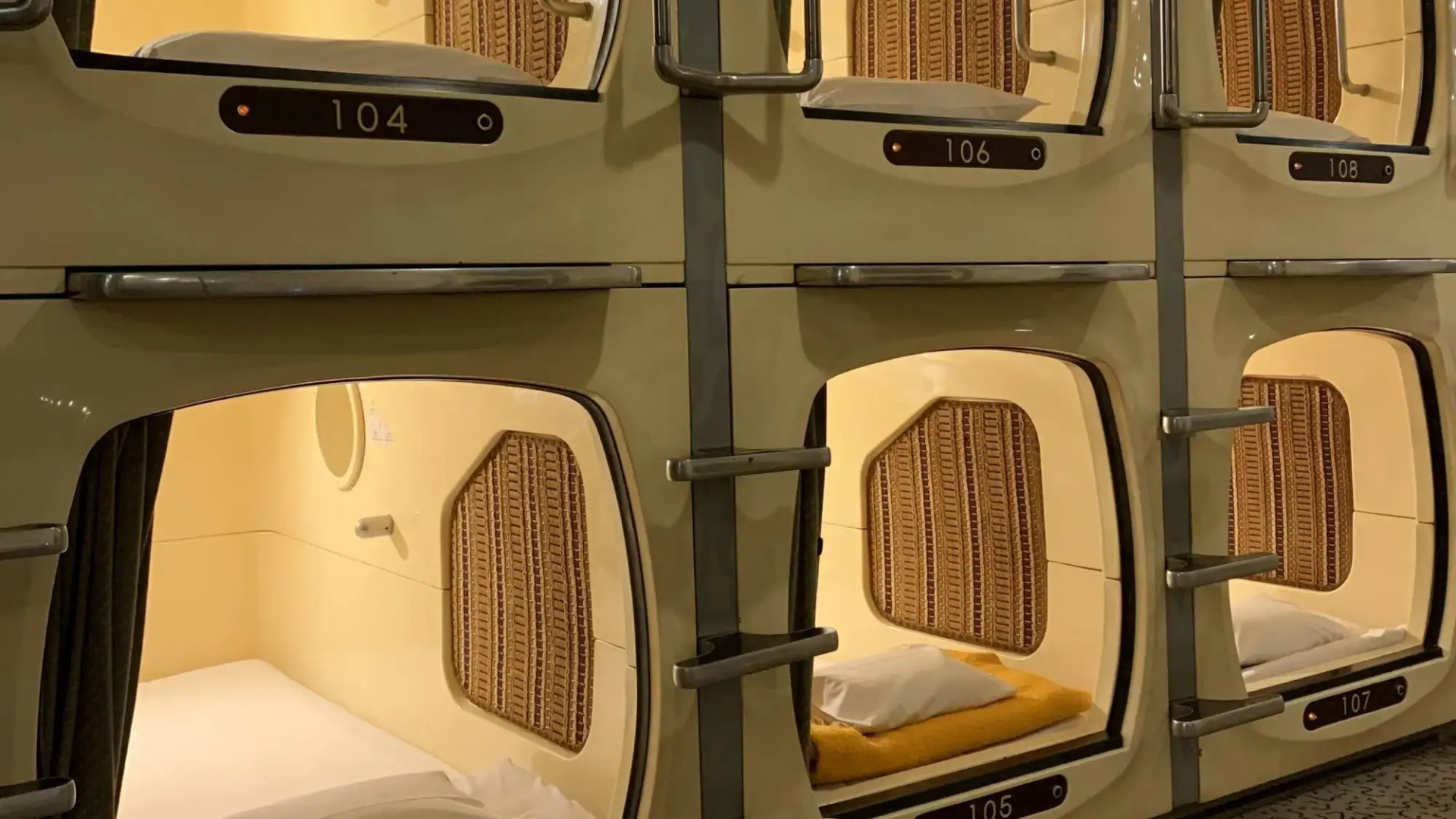 Funabashi Grand Sauna and Capsule Hotel - Caters to Men