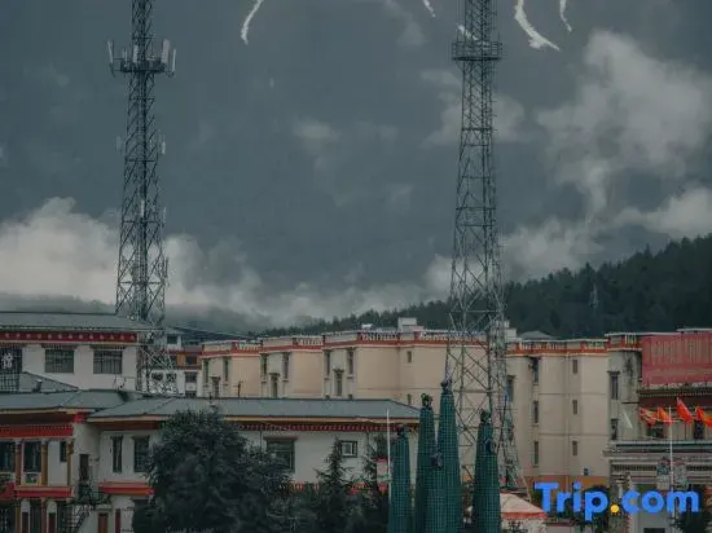 Shankee Hotel (Bome Passenger Station)